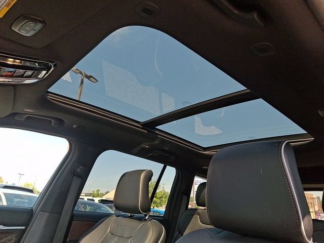 2023 Jeep Grand Cherokee Summit