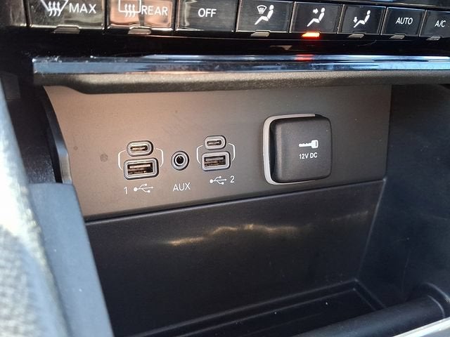 2023 Jeep Grand Cherokee Summit