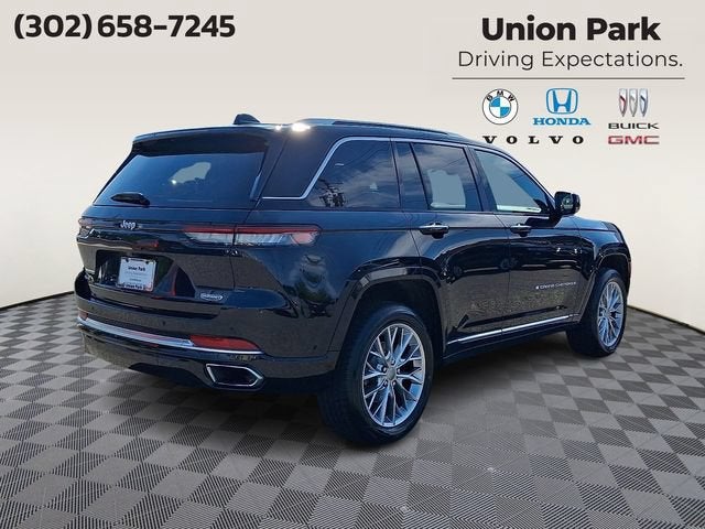 2023 Jeep Grand Cherokee Summit