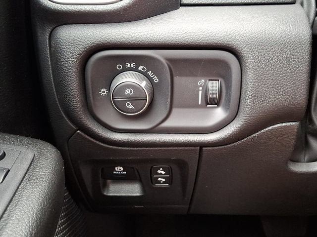 2023 RAM 1500 Big Horn Crew Cab 4x4 5'7" Box