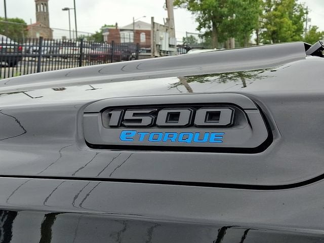 2023 RAM 1500 Big Horn Crew Cab 4x4 5'7" Box
