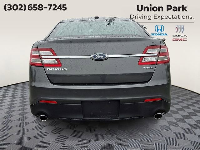 2019 Ford Taurus SEL