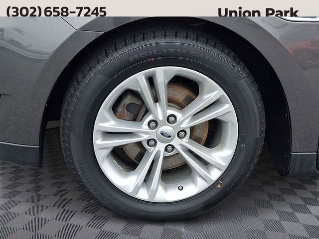 2019 Ford Taurus SEL