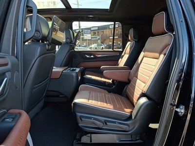 2023 GMC Yukon XL Denali Ultimate