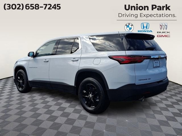 2023 Chevrolet Traverse LS