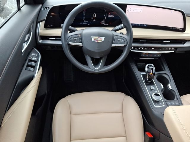 2024 Cadillac XT4 Luxury