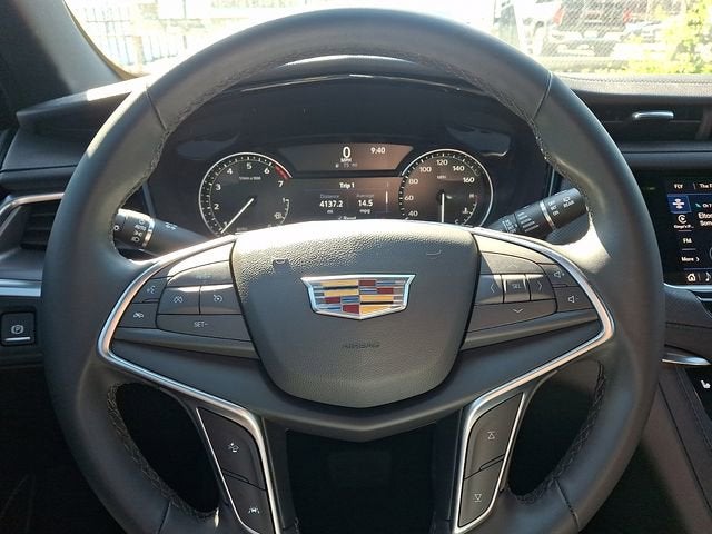 2024 Cadillac XT5 Luxury