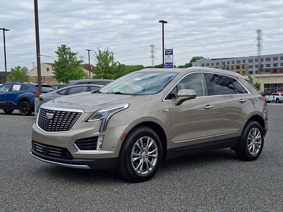 2022 Cadillac XT5 Premium Luxury
