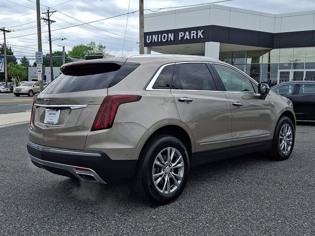 2022 Cadillac XT5 Premium Luxury