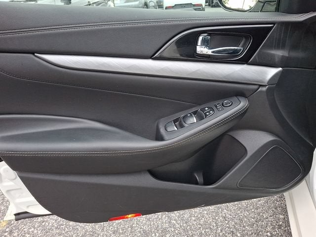2017 Nissan Maxima SV
