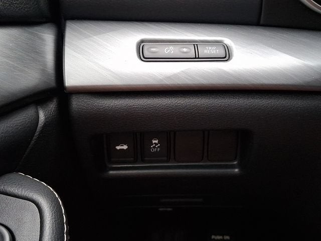 2017 Nissan Maxima SV