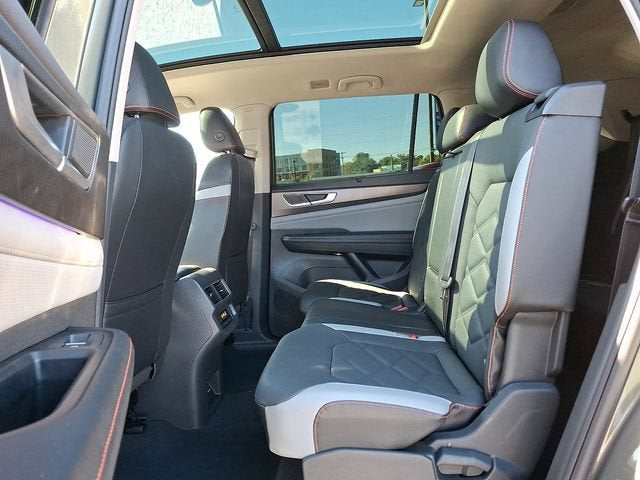 2024 Volkswagen Atlas 2.0T Peak Edition SE w/Technology