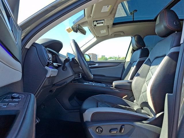 2024 Volkswagen Atlas 2.0T Peak Edition SE w/Technology