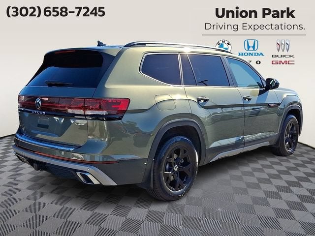 2024 Volkswagen Atlas 2.0T Peak Edition SE w/Technology