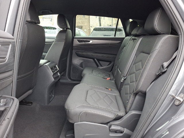 2025 Volkswagen Atlas Cross Sport 2.0T SE