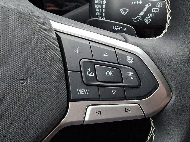 2025 Volkswagen Atlas Cross Sport 2.0T SE