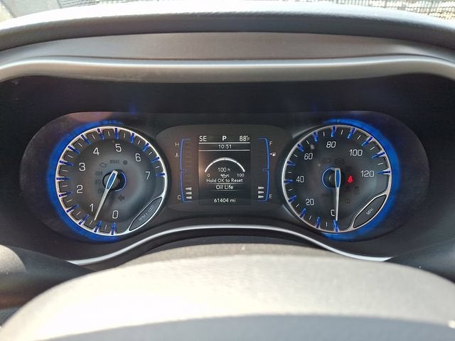 2020 Chrysler Pacifica Touring L
