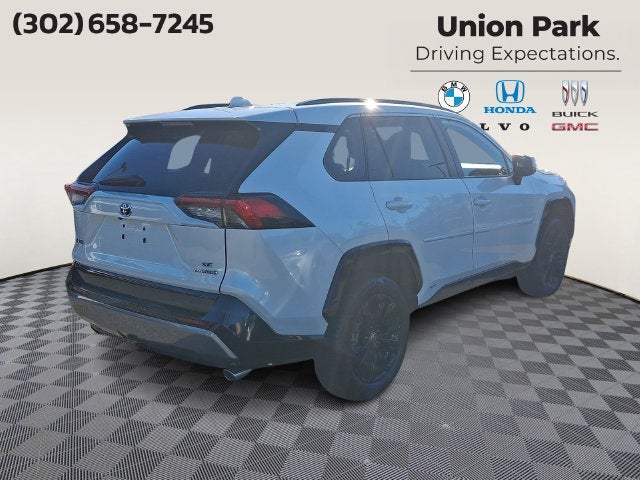 2024 Toyota RAV4 Hybrid SE