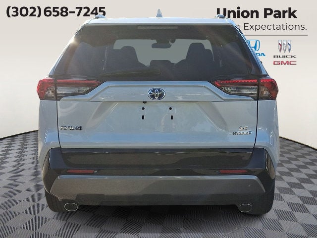 2024 Toyota RAV4 Hybrid SE