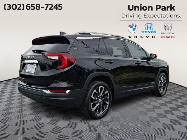 2024 GMC Terrain SLT