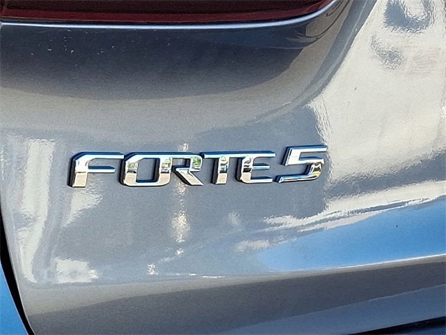 2018 Kia Forte5 SX