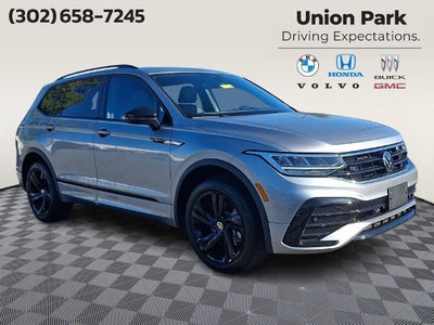2023 Volkswagen Tiguan 2.0T SE R-Line Black