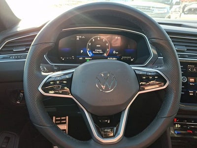 2024 Volkswagen Tiguan SE R-Line Black