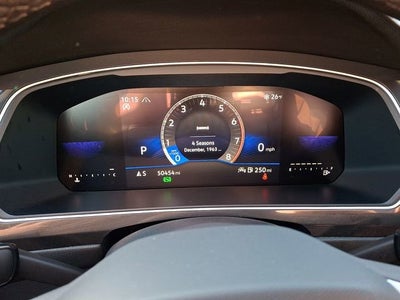 2024 Volkswagen Tiguan SE R-Line Black