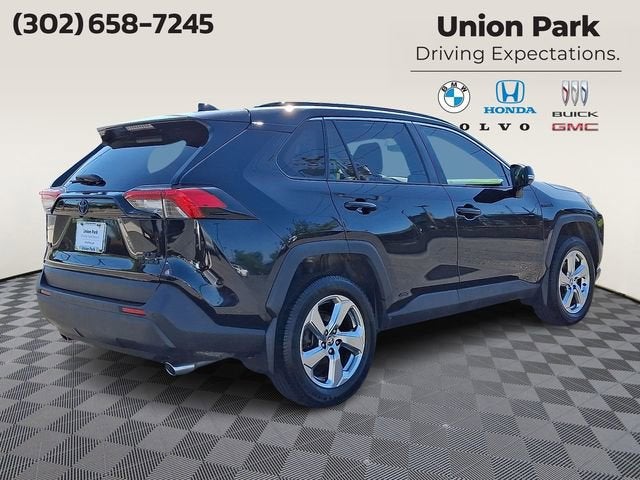 2021 Toyota RAV4 Hybrid LE