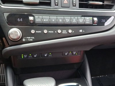 2023 Lexus ES 350 F SPORT Handling