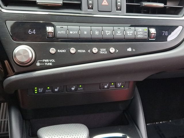 2023 Lexus ES 350 F SPORT Handling