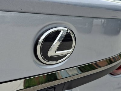 2023 Lexus ES 350 F SPORT Handling