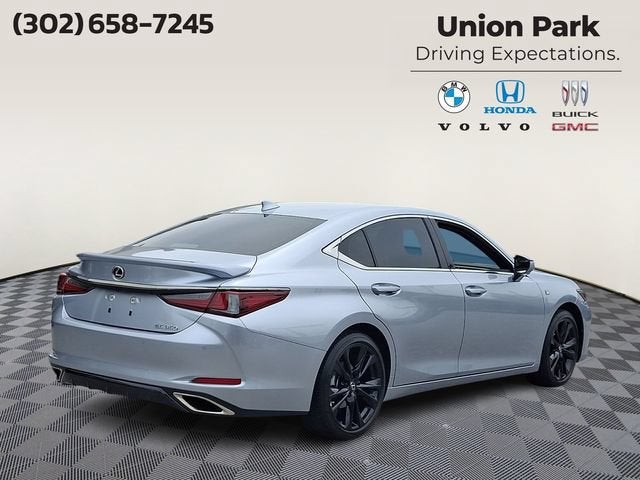 2023 Lexus ES 350 F SPORT Handling
