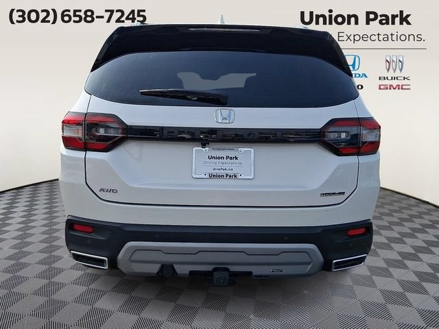 2024 Honda Pilot Touring