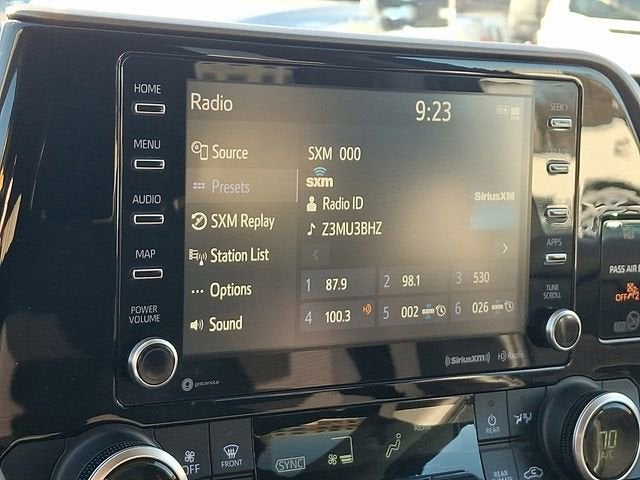 2021 Toyota Highlander L