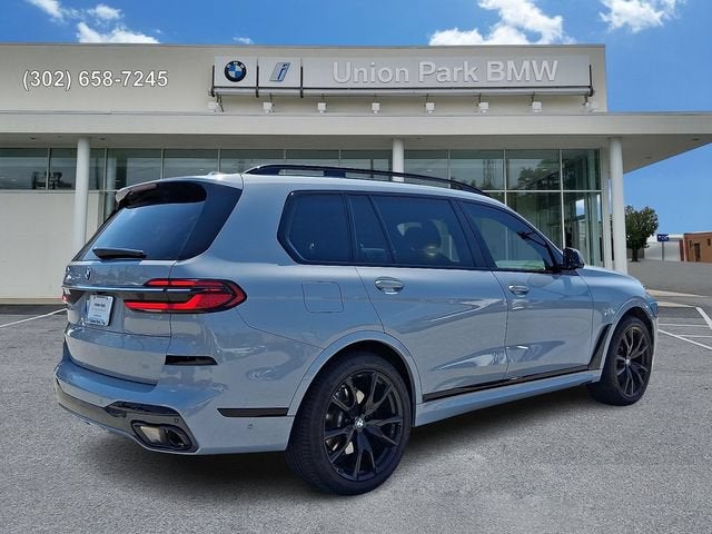 2023 BMW X7 xDrive40i