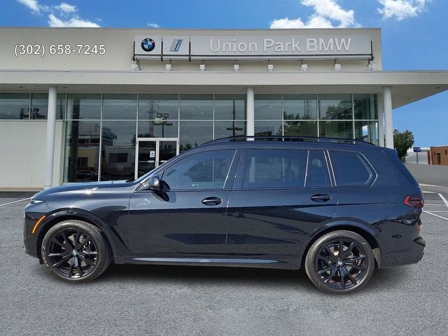 2025 BMW X7 xDrive40i