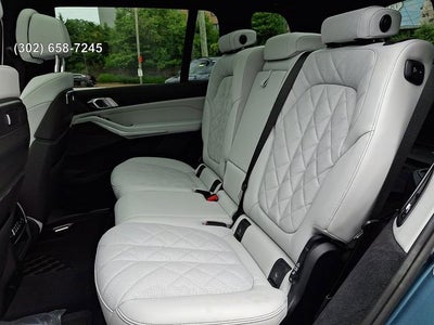 2024 BMW X7 xDrive40i