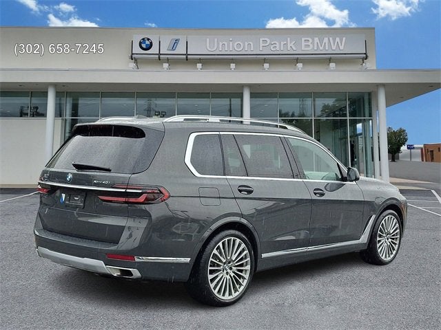 2023 BMW X7 xDrive40i
