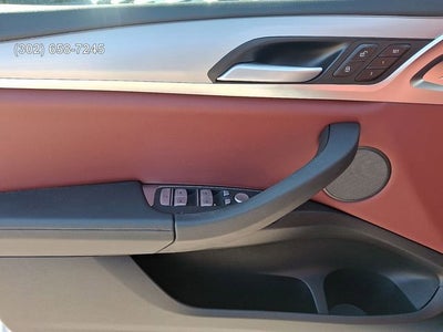 2025 BMW X4 xDrive30i