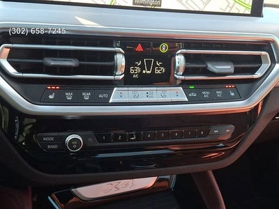 2025 BMW X4 xDrive30i