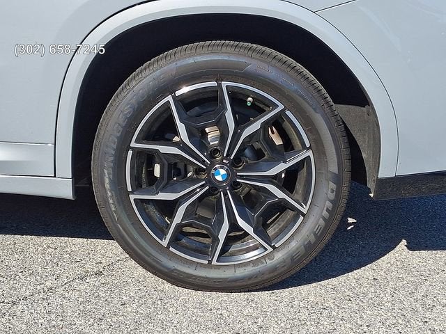 2025 BMW X4 xDrive30i