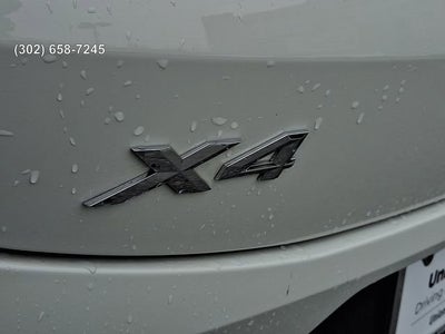 2025 BMW X4 xDrive30i