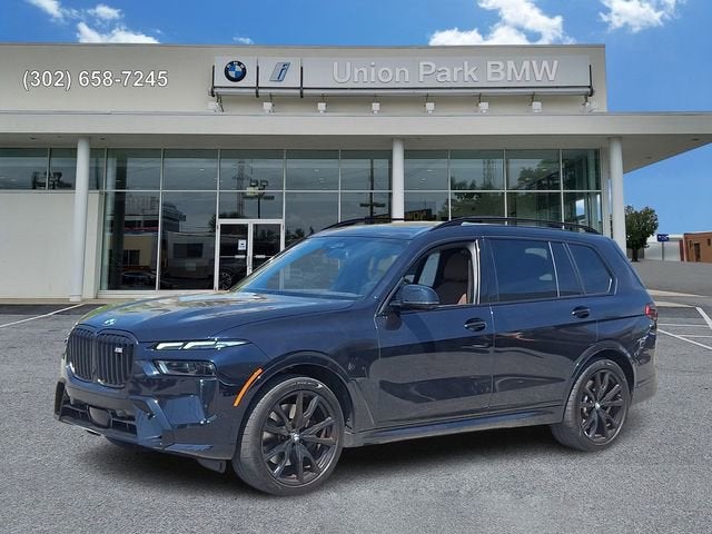 2024 BMW X7 M60i's photo