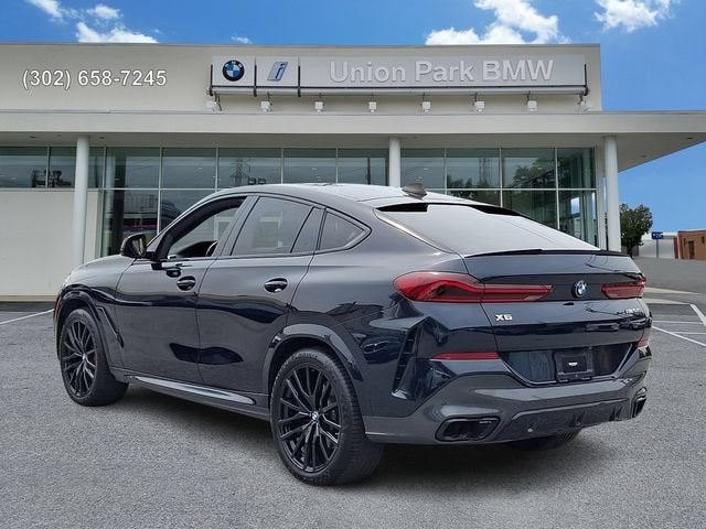 2022 BMW X6 M50i