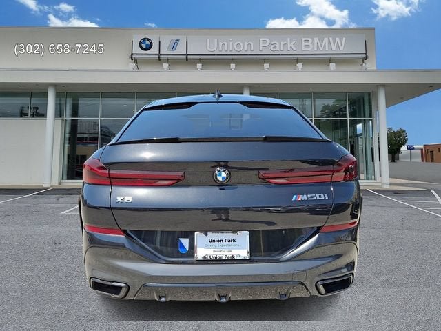 2022 BMW X6 M50i