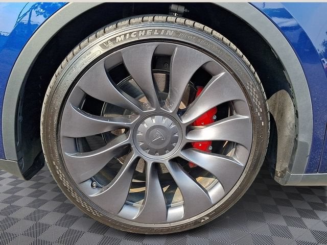 2023 Tesla Model Y Performance