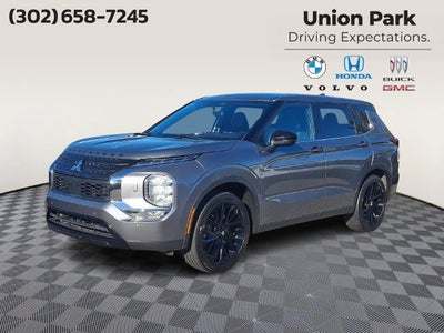 2022 Mitsubishi Outlander SE