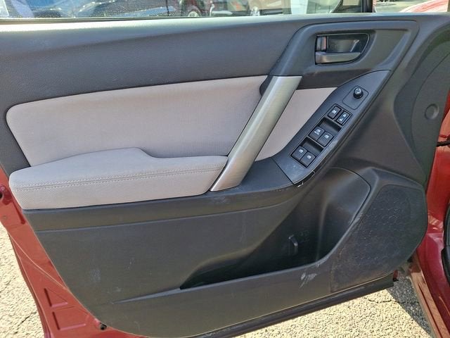 2015 Subaru Forester 2.5i