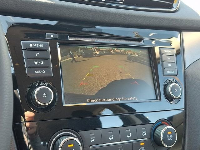 2022 Nissan Rogue Sport S